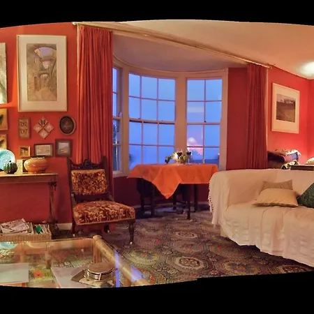 Holiday home Compass Hill House *